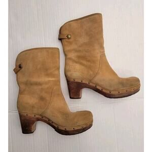 UGG Australia Women's Sz 7 Lynnea Clog Boots Leather Fold Down in Brown